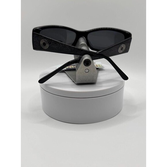 Vintage Designer 1990s-2000s Sunglasses | Swirl Temple | Wraparound | Polarized - Picture 6 of 9